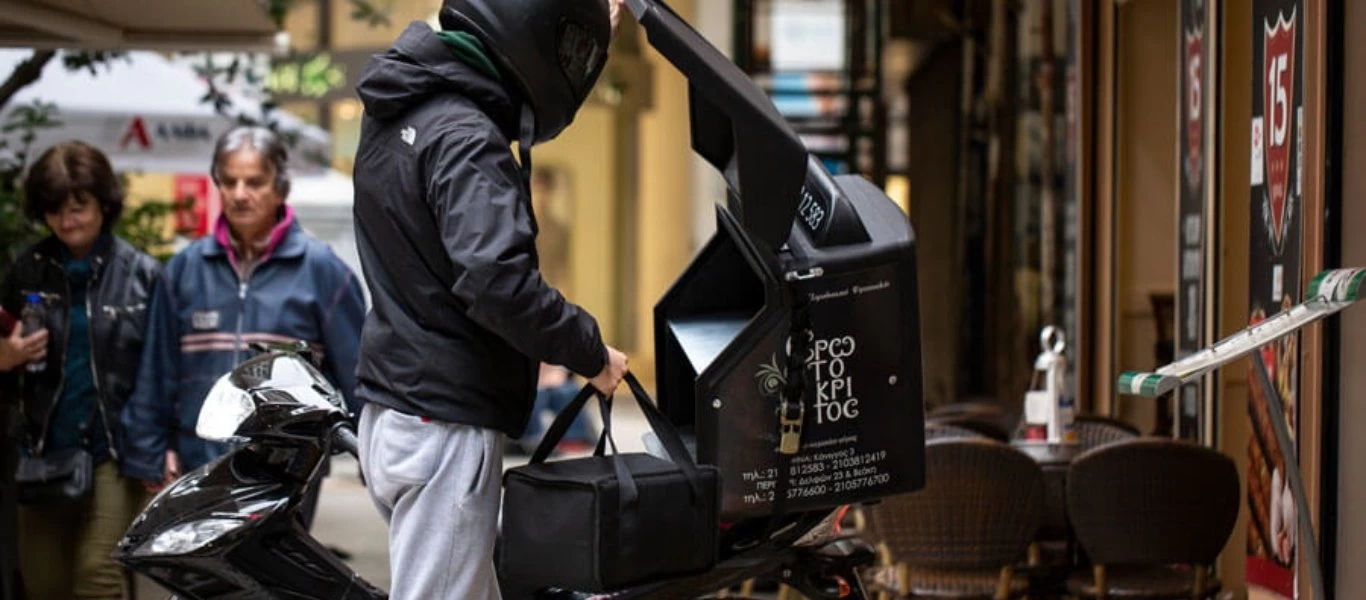 ΚΚΕ: Παρουσίασε πρόταση νόμου για τους όρους εργασίας των διανομέων